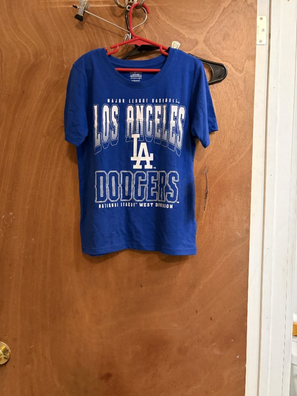NWT Boy's size 6 . 7 Los Angeles Dodgers Tee Shirt